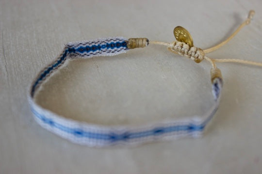 Guanabana(グアナバナ)handmade ブレスレット グレー
