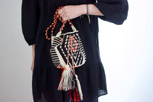 Guanabana(グアナバナ)medium bag ミディアムバッグ 赤×黒 G12W00011819