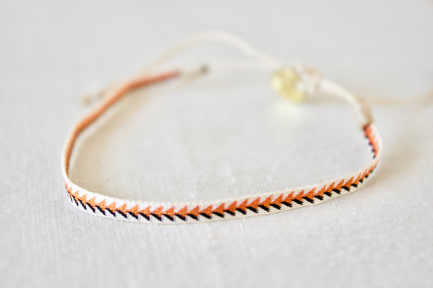 Guanabana（グアナバナ） ハンドメイド ブレスレット #オレンジ