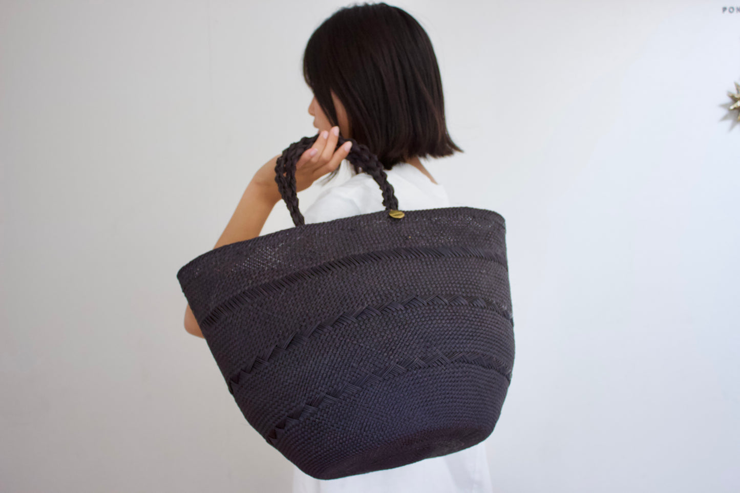 Guanabana（グアナバナ）ハンドメイド　新作カゴバッグ（ブラック）