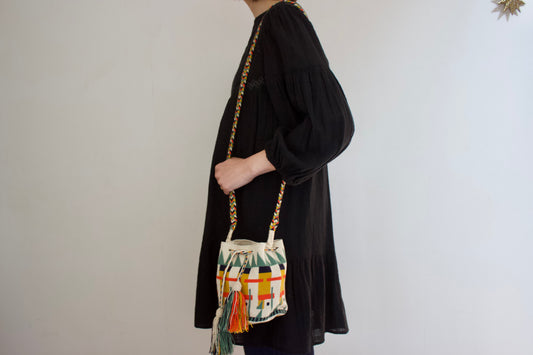Guanabana（グアナバナ）Medium bag ミディアムバッグ　ベージュ