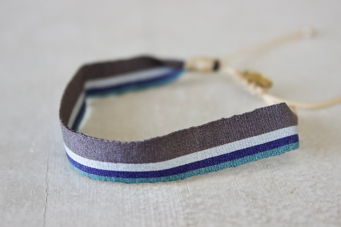 Guanabana(wayuu）グアナバナ ハンドメイド ブレスレット ネイビー 1236