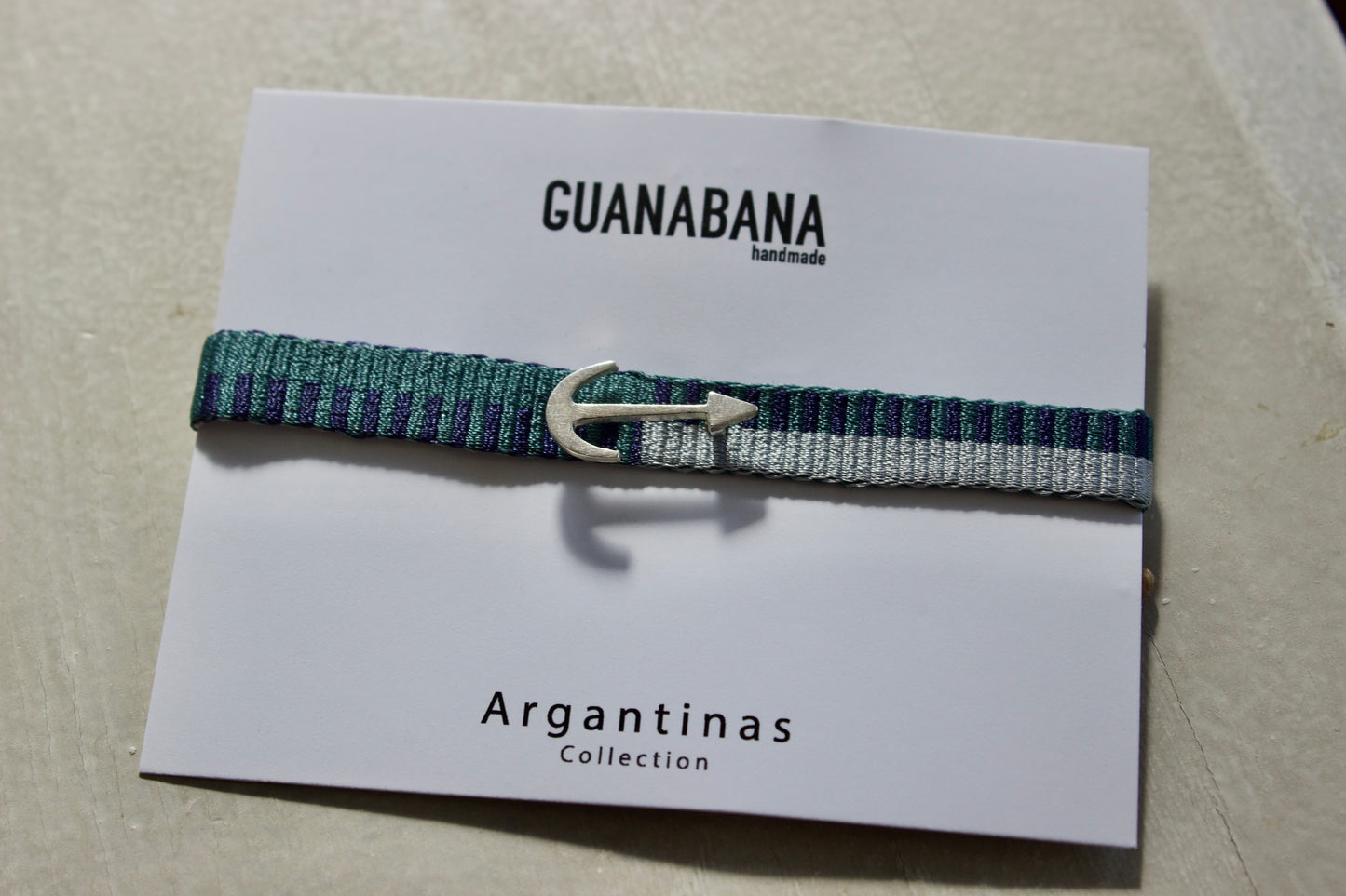 Guanabana（グアナバナ）ブレスレット　イカリ