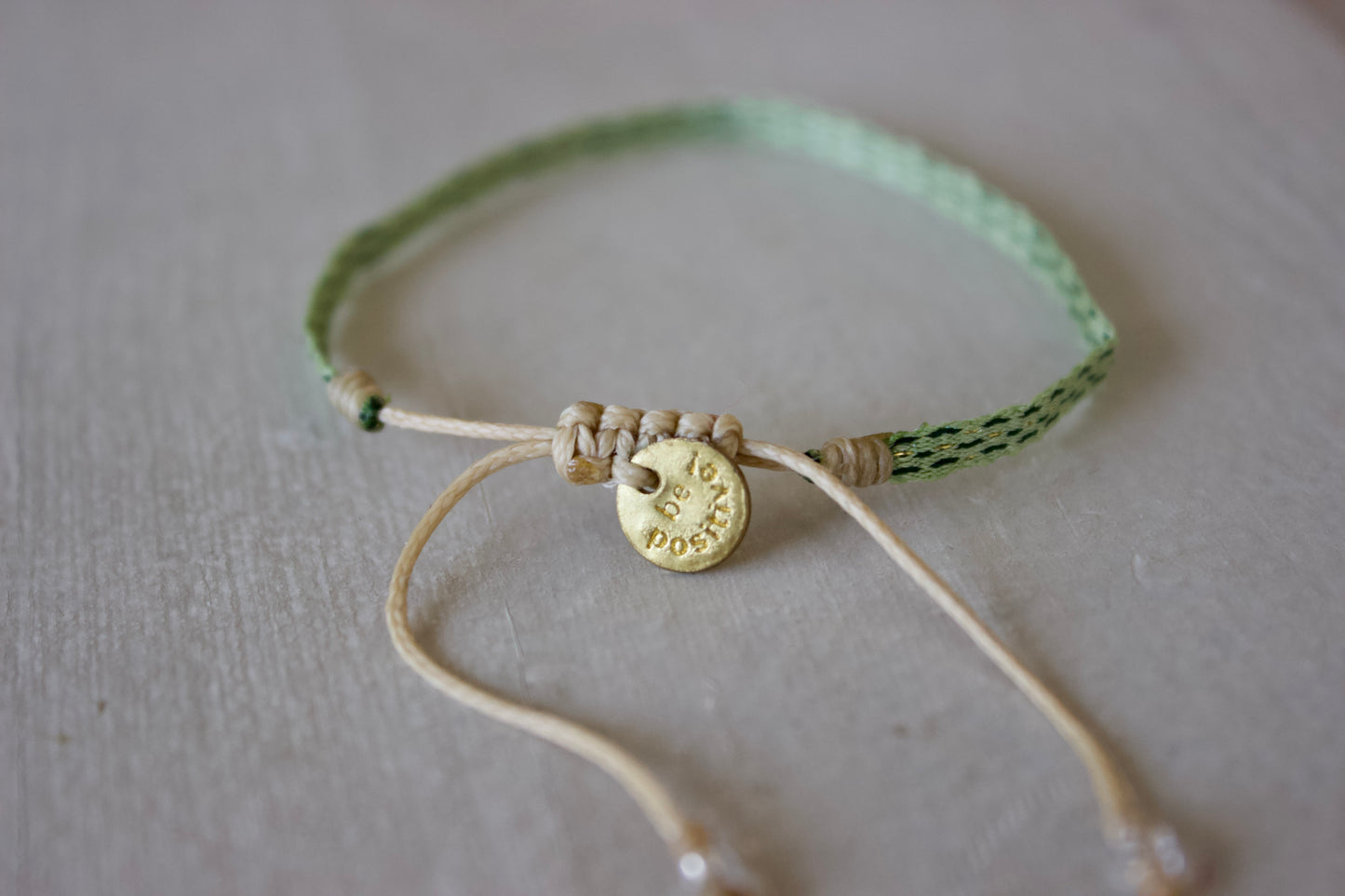 Guanabana（グアナバナ）ハンドメイド ブレスレット g048