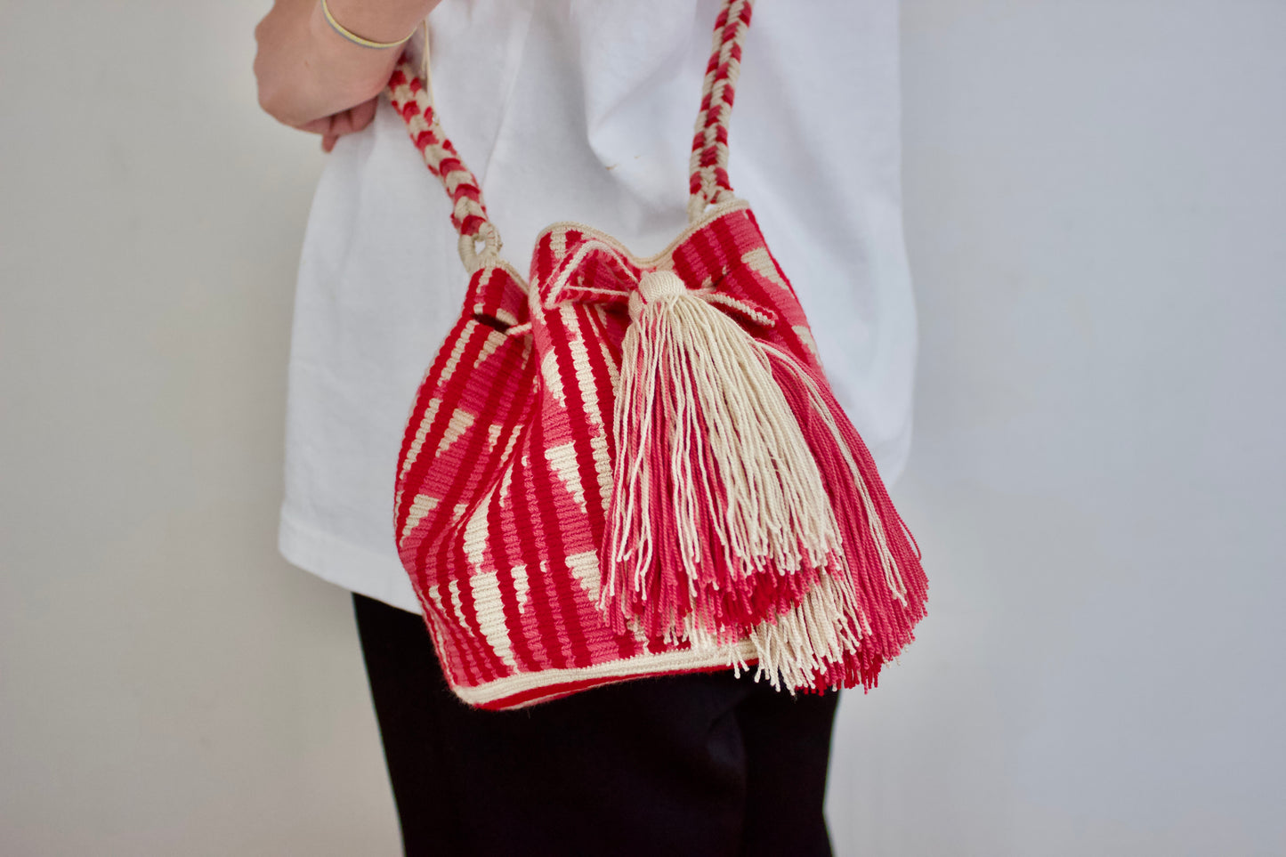 Guananaba（グアナバナ）medium bag ミディアムバッグ　レッド×ピンク