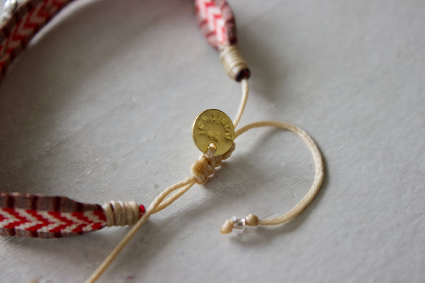 Guanabana(グアナバナ）ハンドメイド ブレスレット 鳥 レッド